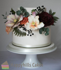 pretty natural flowers cake